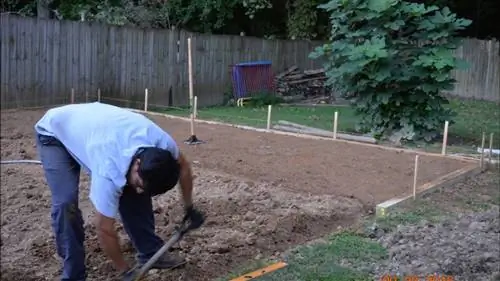 работа над тем, как выровнять землю