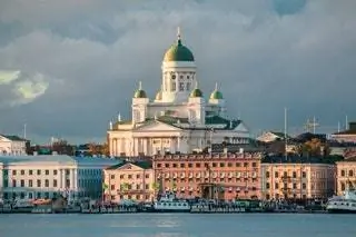 Столица Финляндии, помимо того, что считается одним из самых счастливых городов мира, еще и занимает пятое место…