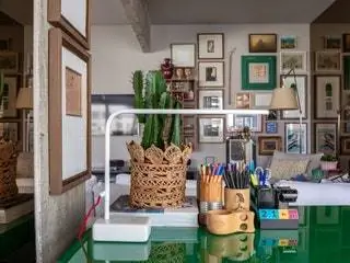 Растения постоянно присутствуют в доме. Они в самых неожиданных местах, а кактусы - отличные союзники…