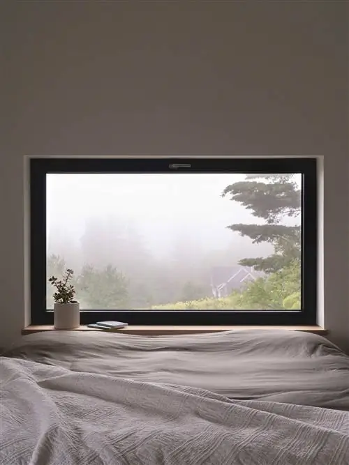 Простой, устойчивый и яркий, вам понравится этот семейный дом, расположенный в глуши