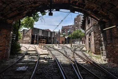 ГАРАЖИ Cuatro Caminos при поддержке ЕВРОПЕЙСКОГО СОЮЗА