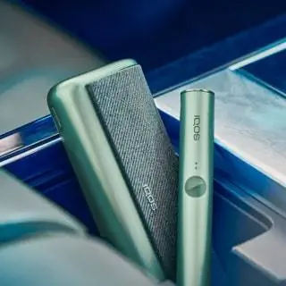 Iqos Iluma Prime доступен в зеленом, фиолетовом, черном и коричневом цветах, поэтому вы можете выбрать цвет, который лучше всего соответствует вашему вкусу.nbsp