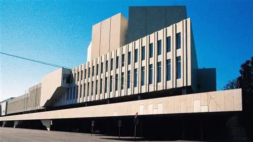 Здание «Финляндский зал» в Хельсинки, Финляндия, спроектированное Алваром Аалто