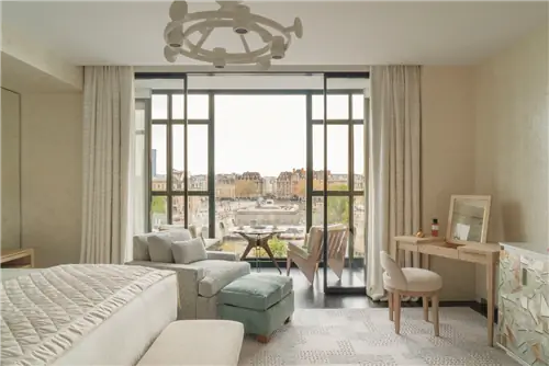 Номер-люкс отеля Cheval Blanc Paris