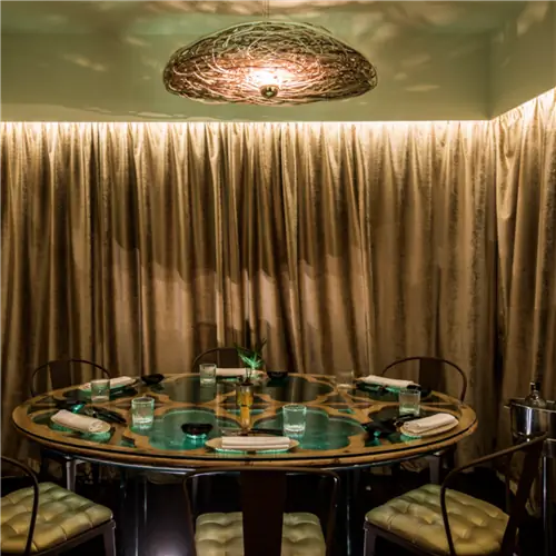 Интерьер ресторана Tampu в Мадриде