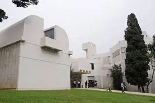 Это первое художественное заведение в Барселоне, созданное благодаря работе художника Жоана Миро и…