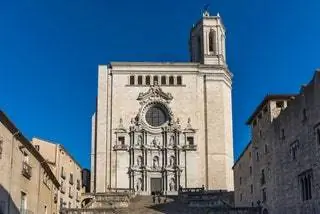 Также в Жироне у нас есть еще одна из тех жемчужин, которым история и архитектура не всегда отводят то место, которого они заслуживают…