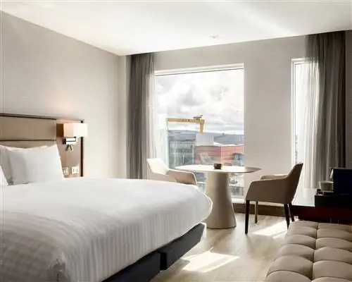 AC Hotel Белфаст