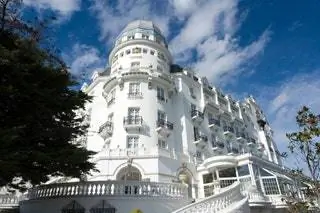 Отель Real de Santander сегодня Eurostars Hotel Real был открыт летом 1917 года в привилегированном месте…