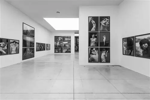 Фотографии выставки Питера Линдберга «Нерассказанные истории»