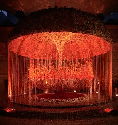 FOMO Agenda: цветы, свет, искусство и архитектура в октябре, который стильно прощается