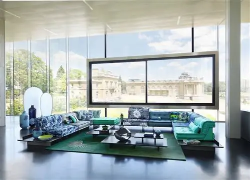Дивану Mah Jong от Roche Bobois исполняется 50 лет, и он все еще живее, чем когда-либо
