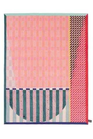 В новых коврах сочетаются технологии и традиции. «Другой» немца Алекса Проба был разработан…