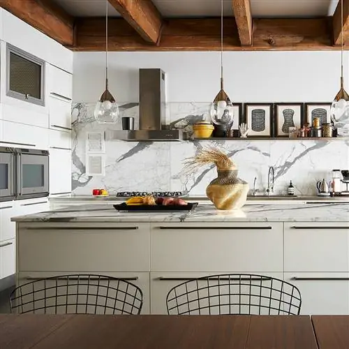 LOFT в Чикаго, где INDUSTRIAL командует, но не доминирует
