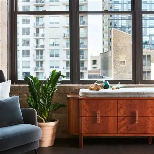 LOFT в Чикаго, где INDUSTRIAL командует, но не доминирует