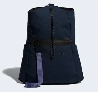 Еще одна фирма, которая твердо привержена персонализации, - это Adidas, у которой есть услуга по регистрации имени, которое вы…