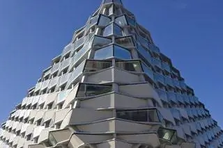 Еще одна жемчужина, оставленная на выставке Zaragoza Expo 2008, которая в данном случае подписана архитектурной студией Olano y Mendo…