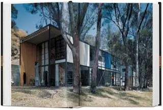 Из книги Case Study Houses, Дом Имса 1949 года в районе Пасифик Палисейдс в Лос-Анджелесе, США…