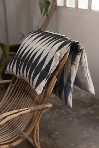 Ткань для нард из коллекции Maasai Fabrics Ybarra Serret от Coordon.nbsp