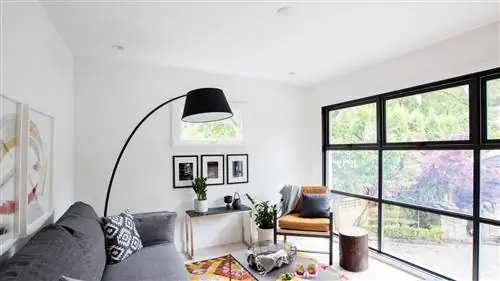 Эта столетняя квартира в Канаде обновлена свежим и СОВРЕМЕННЫМ воздухом