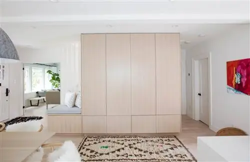 Эта столетняя квартира в Канаде обновлена свежим и СОВРЕМЕННЫМ воздухом