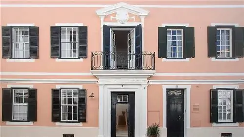 Can Albertí 1740 - лучший отель в Маоне для знакомства с культурной жизнью Менорки