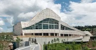 Расположенный в Сантьяго-де-Компостела и на горе Гаис возвышается этот новый город, чей дизайн стал важной вехой в…