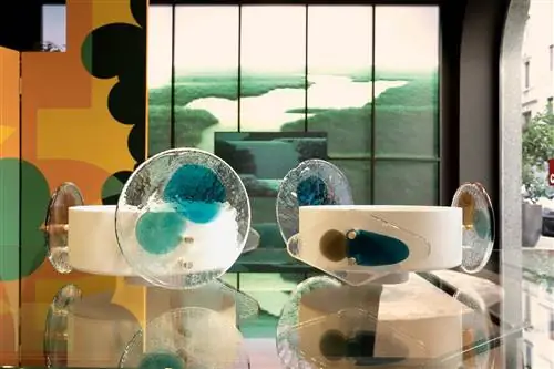 Ваза Colourdisc от Лауры Вуд для Cassina Ваза Colourdisc от Лауры Вуд для Cassina