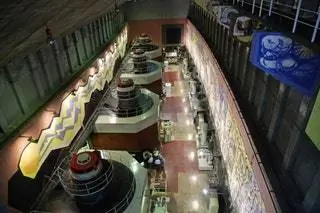 «Конструктивное сооружение Титника, которое представляет собой один из лучших представителей индустриального наследия воды в Астурии»…