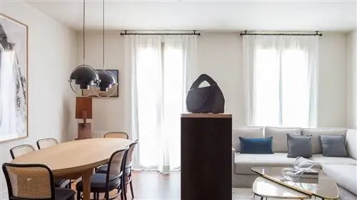 Искусство на кухне в этом доме, спроектированном 'Espacio en Blanco