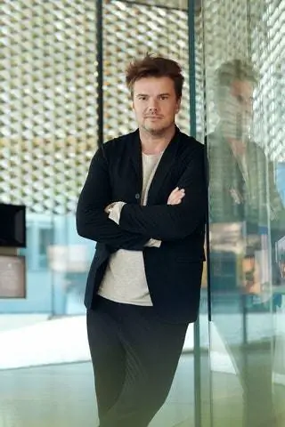 «Музей как часы, открытые изнутри, я искал максимальное воздействие при наименьших размерах». БЬЯРК ИНГЕЛС