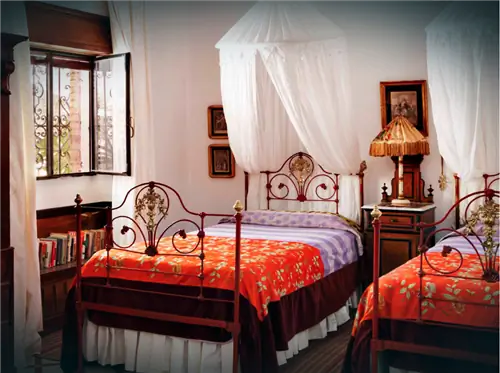 Лучшие ОТЕЛИ, чтобы насладиться тенью и бассейном во ВНУТРЕННЕЙ АНДАЛУЗИИ