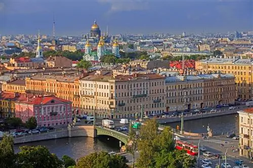 Самые эксклюзивные дома в Петербурге имеют вид на собор и Неву. Фото Марики ван дер…