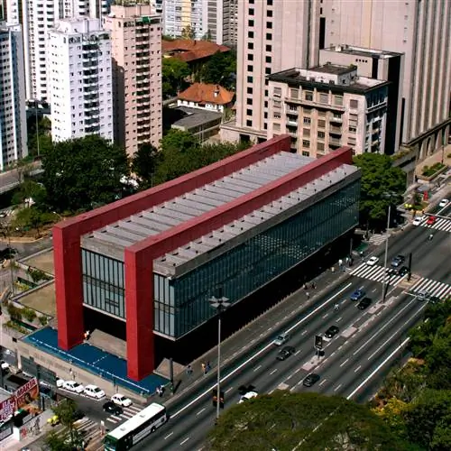 Лина Бо Барди подписывает художественный музей «Элевадо» в Сан-Паулу как эталон современной архитектуры