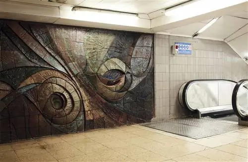 Фрески Эладио Гарсиа де Сантибнеса в METRO DE MADRID