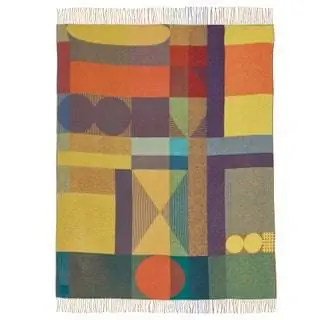 Нам нравятся красочные геометрические формы Carnival Lambswool Throw