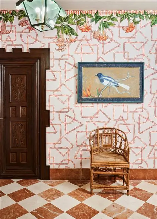 Одна из ванных комнат с обоями Casaca Textiles