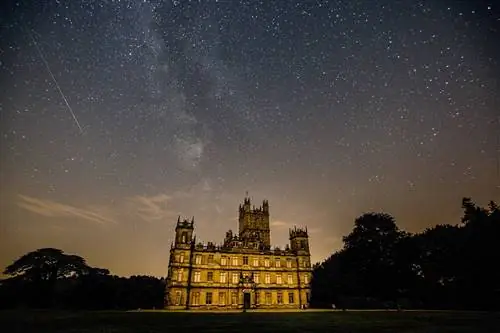 AIRBNB приглашает вас переночевать в замке DOWNTON ABBEY
