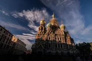 В Санкт-Петербурге находится церковь Воскресения Христова, также известная как Сальвадор на…