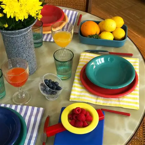 Неожиданные объекты воскресного стола