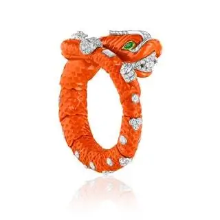 Кольцо Cartier 1960-х годов Chimera Bangle из коллекции Siegelson. Цена 755 735 евро