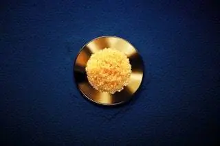 Ученые из La Prairie были полны решимости воплотить в жизнь эту скрытую в икре силу, помимо стягивания и укрепления Ученые из La Prairie были полны решимости воплотить в жизнь эту скрытую в икре силу, помимо стягивания и укрепления