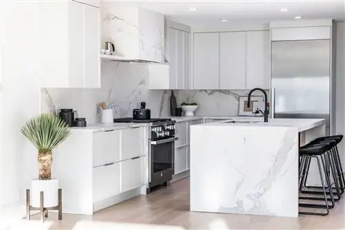 Майкл Бубл удивил бывшего сторожа своего дедушки Минетт замечательным ремонтом дома