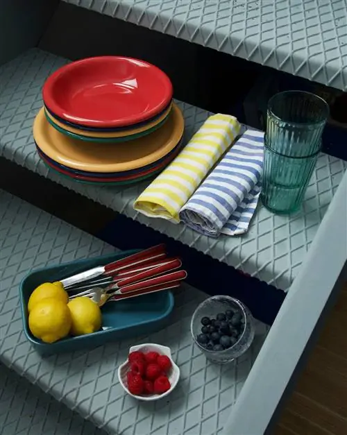 SUNDAY TABLE Verbena Studio и красочный бранч De Stijl