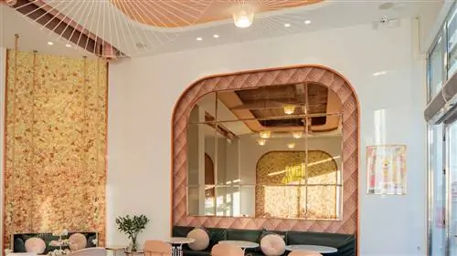 БРАНЧ в МАРБЕЛЬЕ подают здесь, в ROSAS CAFÉ