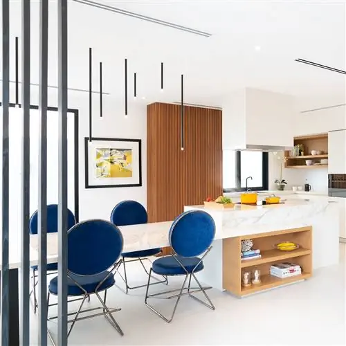 Минимализм и максимализм сливаются воедино в этом доме в Дубае