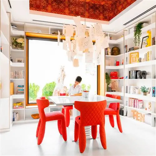 Минимализм и максимализм сливаются воедино в этом доме в Дубае