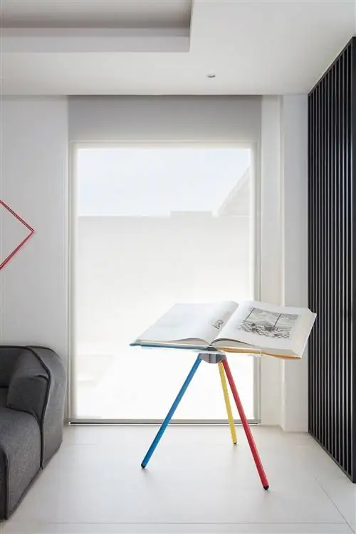 Минимализм и максимализм сливаются воедино в этом доме в Дубае