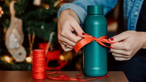 Идеальным подарком являются бутылки Quokka Bottles, поскольку они экологичны и идеально подходят для офиса Идеальным подарком являются бутылки Quokka Bottles, поскольку они экологичны и идеально подходят для офиса