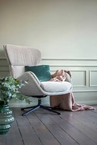 Вы наверняка увидите, как удобно расположитесь в кресле Reno, читаете хорошую книгу или просто отдыхаете. И это его…